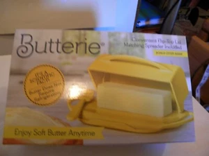 Butterie Skid-Resistant Butter Dish with Flip-Top Lid NEW IN BOX - Picture 1 of 5