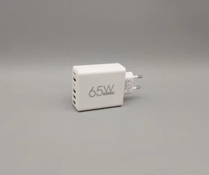 65W USB-C Ladegerät – 6-in-1 Schnellladegerät für alle Geräte - Bild 1 von 4