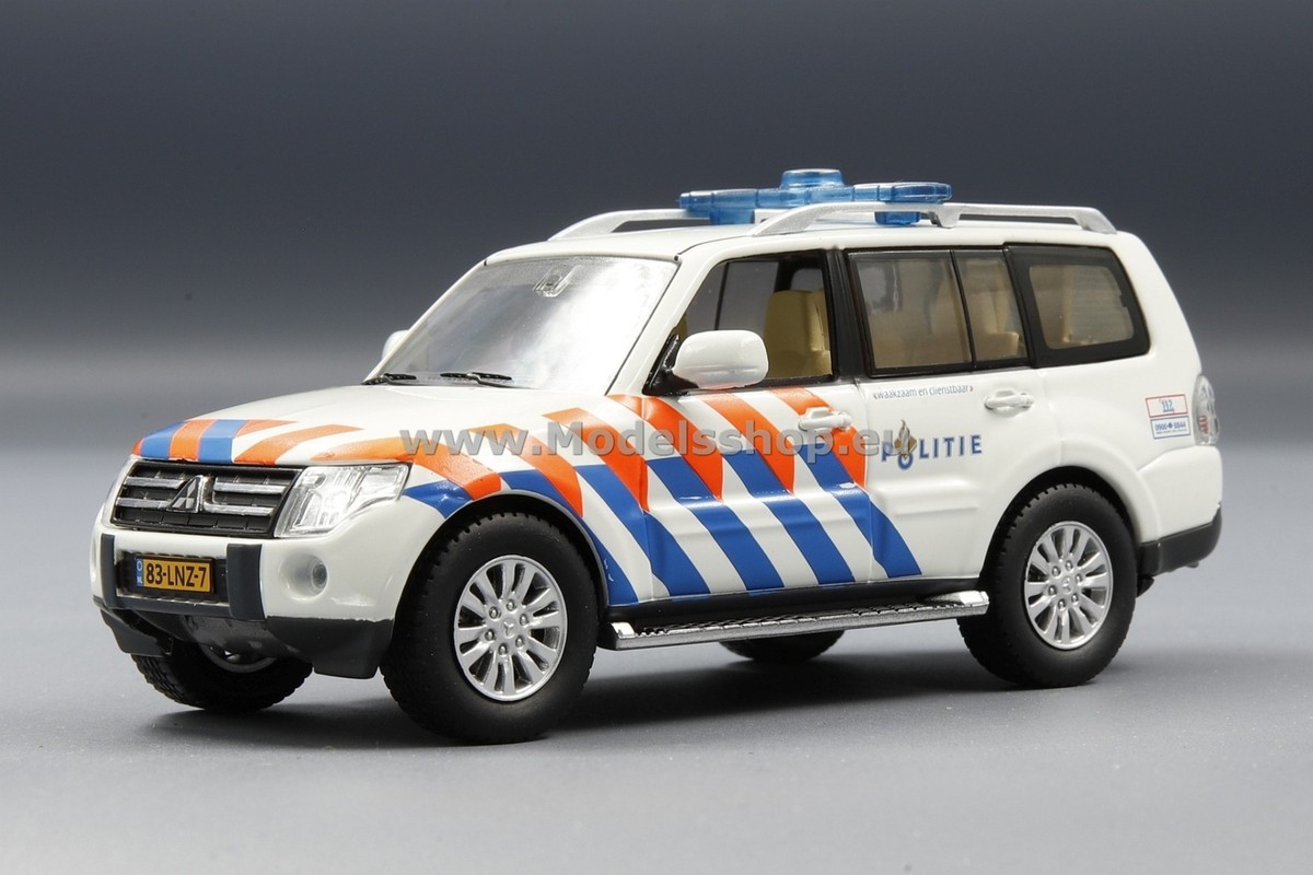 パジェロ警護車仕様　2010 RAI'S Amazon | RAI'S 1/43 三菱 パジェロ 2010 警察本部警備部要人