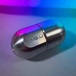 Capsula magnetica in metallo EDC Fidget Clicker Spinner giocattolo antistress gadget UK - Foto 1 di 5