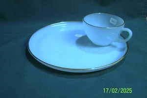 VINTAGE FIRE KING TURQUOISE BLUE 9" SNACK PLATE & CUP 24k GOLD TRIM - Picture 1 of 5