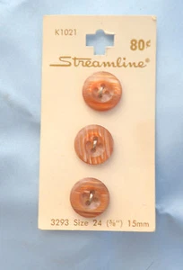 DE COLECCIÓN STREAMLINE COLOR ÓXIDO K1021 ITALIA5/8" 3 BOTONES EN UNA TARJETA - Imagen 1 de 3