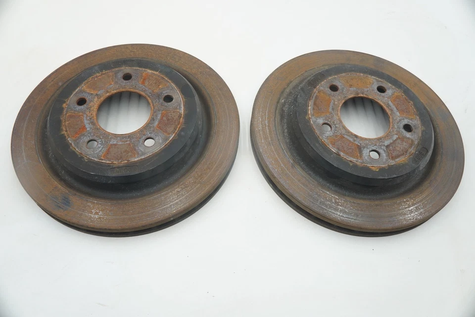 Juego 2 rotores de freno de disco trasero izquierdo derecho 88955498 OEM Chevrolet Corvette C6 05-13 Foto 1 de 4