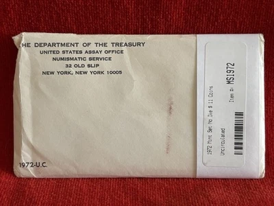 1972 US Mint Philly &  Denver Uncirculated Coin Set - Flat Packs Cello - Image 1 of 4