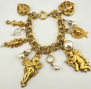 KIRKS FOLLY GOLDTONE FAUX PEARL & RHINESTONE CHERUB CHARMS 6 1/2” BRACELET K146B - Picture 1 of 4