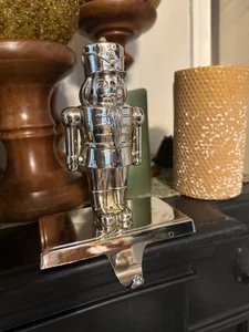 Vintage Weihnachten Chrom Nussknacker Mantel Strumpf Halter - Bild 1 von 8