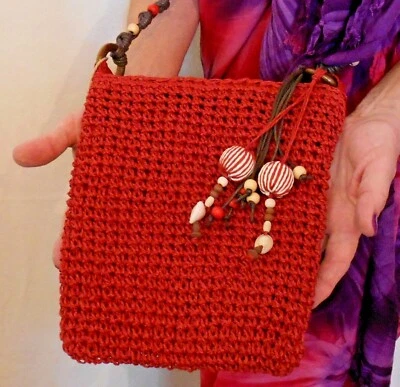 Cartera CUERPO CRUZADO NATURAL CROCHET ROJO, MARRÓN o AZUL MARINO Sun 'n Sand Cierre con Cremallera Foto 1 de 2