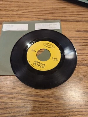 The Hollies - Carrie Anne / Signs That Will Never Change - Epic Records  - Image 1 of 2