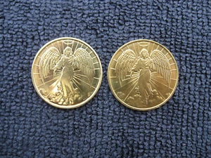 2 Guardian Angel Pocket Medal Coin lucky Token and Prayer, Gold Tone Tokens - Picture 1 of 3