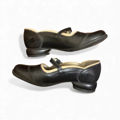 John Fluevog Foto 1 de 4