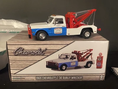 Greenlight 1/8  Dukes of Hazzard Cooters 1969 Chevrolet C-30 Dually Wrecker - Image 1 of 4