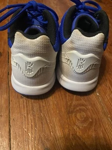 Kyrie Size 6/5 - Picture 1 of 6