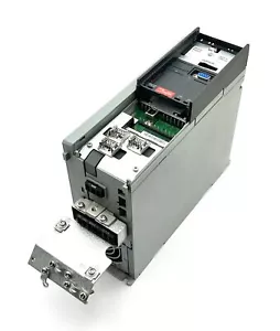 Danfoss VLT FC-302P1K5T5E20H1XXXXXXS001XANBXCXXXXDX 1,5kW + Profibus -used/Attn- - Bild 1 von 8