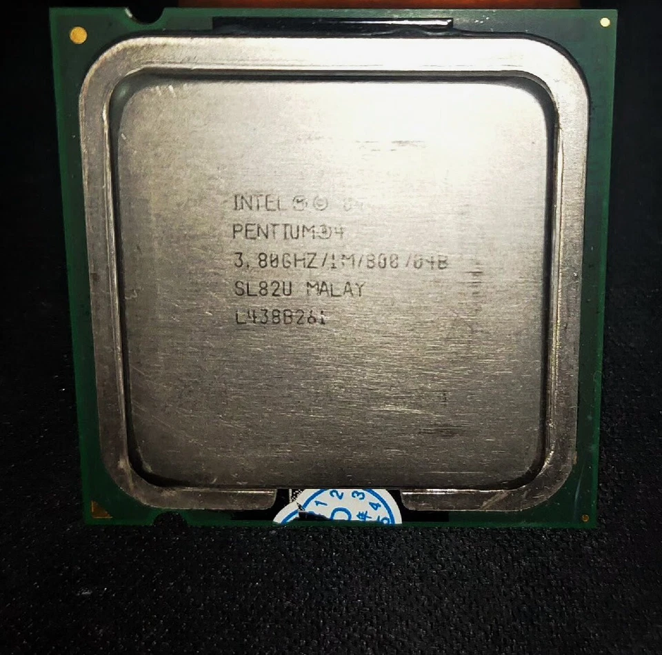 Intel Pentium 570 Single Core King SL82U LGA775 CPU.orthergasia - Image 1 of 1