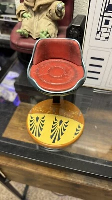 Figura Silla Flotante Sideshow Coleccionable Star Wars Maestro Jedi Seis Escala Foto 1 de 4