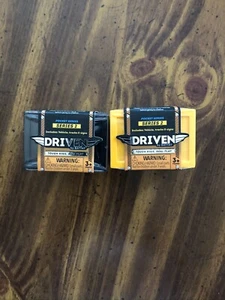 Driven by Battat Pocket Series - Serie 2 - Lote de 2 - Imagen 1 de 3