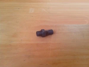 belarus tractor t25, t30, t40 250as,300,400 fuel pump valve - Picture 1 of 3