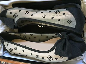 CHANEL VINTAGE CHANEL #5 CC LOGO ECRU BLACK BOW BALLERINAS FLATS BOX EU39.5 US9 - Picture 1 of 20