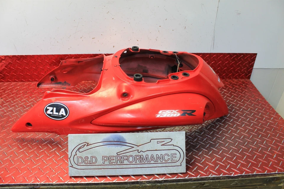 Hayabusa 2008-2020 OEM carenado trasero plástico desvanecido por el sol HB154 Foto 1 de 4