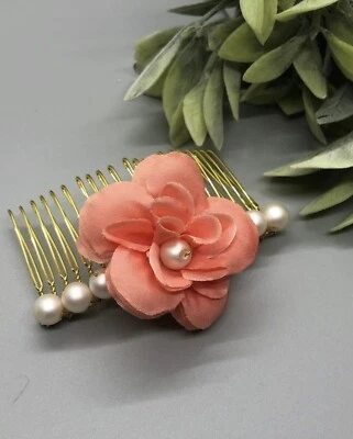 Pente de cabelo formal casamento flor pêssego creme frisado 3,5” tom dourado - Imagem 1 de 2