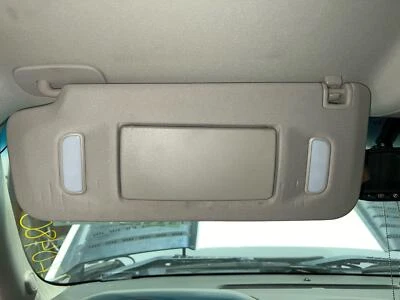 Chevy Silverado 2500HD 2007-2014 conductor izquierdo gris iluminado parasol Foto 1 de 3