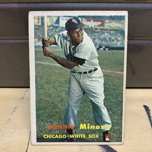 1957 topps minnie minoso 138 Vintage Baseball Card Chicago White Sox