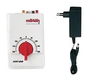 Märklin 67013 - Fahrgerät mit Stromversorgung