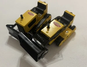 4" Bulldozer Tonka Truck Yellow Black Pressed Steel & Bulldozer - Vintage - Read - Picture 1 of 9