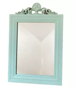 Verzierter Spiegel bemalt Barockstil salbeigrün Blumenmotiv Holz traditionell - Bild 1 von 5