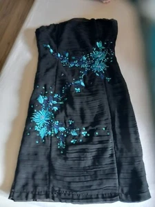 *1x bralluchtes Schwarz-tyrkieses +1x gebrauchtes  Schwarzes Abendkleid** - Bild 1 von 2