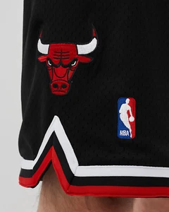 Pantaloncini Mitchell & Ness Chicago Bulls 1997 AUTENTICI NERI - Foto 1 di 15