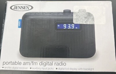 Jensen - Portable - AM/FM Digital Radio SR50A - Sealed Takes 4xAA Batteries - Image 1 of 4