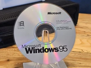 ULTRA RARE: Microsoft Windows 95 (Not Upgrade or Beta) + Companion! - Picture 1 of 2