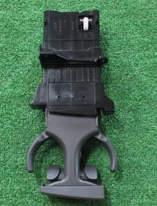 Original Toyota Estima ACR50 Getränkehalter Mittelverkleidung Halterung 55619... - Bild 1 von 5