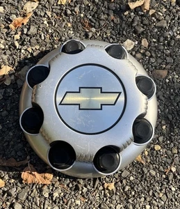 99-10 Silverado 1500 2500 3500 OEM Center Hub Cap Silver 5075 15006332 15052378 - Picture 1 of 6