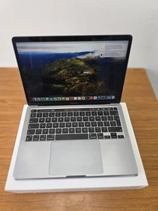 Apple MacBook Air 13inch M1, 8GB 512GB SSD Laptop - Silver - MGN73B/A... - Afbeelding 1 van 11