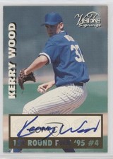 1997 Score Board Visions Signings Signings Kerry Wood Rookie Auto RC