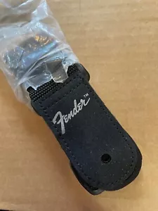 Fender Guitar Strap, Black with White Running Logo - Picture 1 of 1