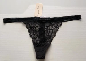 Peach Skin Women Black Floral Lace Thong Size M - Picture 1 of 5