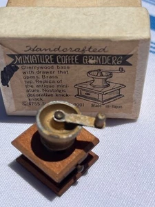 VTG Late 60's SHACKMAN NY Dollhouse Handcrafted Miniature Coffee Grinder - Picture 1 of 3