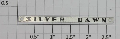 Placa de identificação Lionel 2531-47 Silver Dawn com furos (1) - Imagem 1 de 2