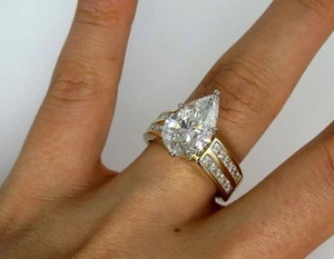 IGI Cert 3 CT Pear Lab Grown Diamond Ring (3.4 TCW) - D VVS2 14K Yellow Gold - Picture 1 of 6