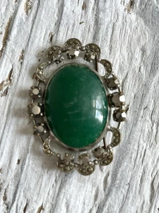 Vintage green stone & marcasite brooch - Picture 1 of 6
