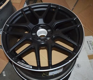 1x Original Mercedes w213 E63 AMG Schmiede Felge A2134013000 9,5Jx20 H2 ET25 - Picture 1 of 8