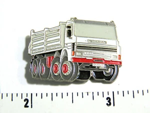 Scania P113 8x4 Truck Pin Metal Pin Badge Hat Tack Tie Tac - Picture 1 of 2
