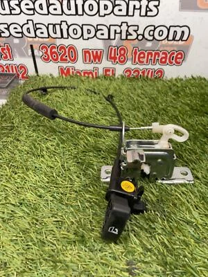 ✅ 2019 HONDA CIVIC Seat Latch OEM - Image 1 of 4