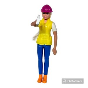 2020 Burger King - Barbie Builder Construction Out Of Pkg Not Played With