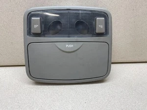 Conjunto de luces domo consola aérea delantera Kia Spectra 2003-2006 OEM GRIS - Imagen 1 de 3