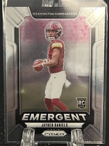 JAYDEN DANIELS--2024 PANINI--PRIZM----EMERGENTE--NOVATO--COMANDANTES-ENVÍO GRATUITO - Imagen 1 de 2