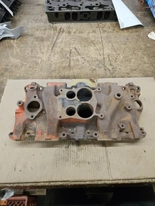 1975-82 1975 Small Block Chevy 350 Corvette Camaro Q-Jet Intake 346250 J-23-4 - Bild 1 von 12